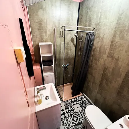 Maisonnette De Pecheur Chauffee Et Climatisee